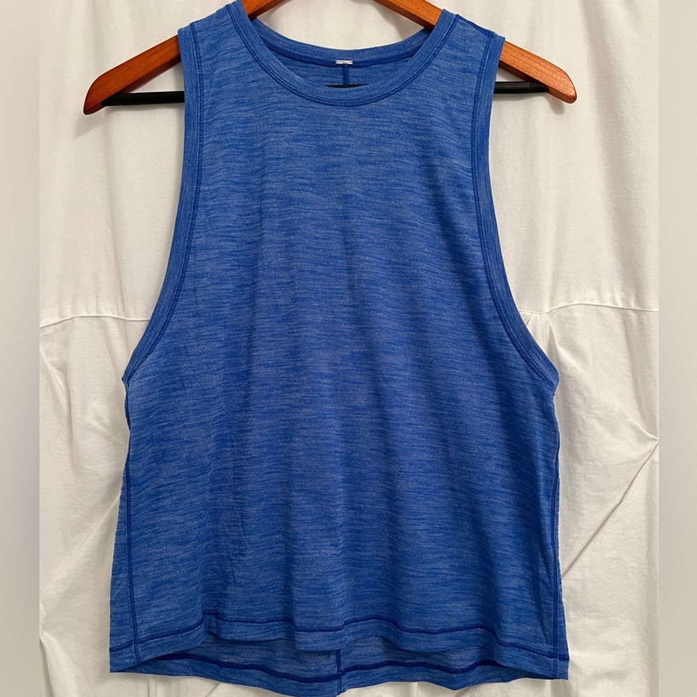 Women’s Lululemon Tank